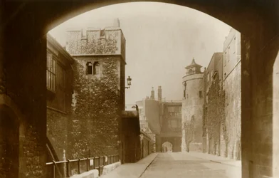 Tower of London. St. Thomas and the Bell Tower