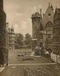 Vista of Middle Temple Gardens from Fountain Court, c1935
