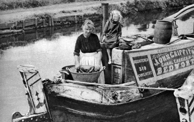 Washing day on the canal boat, 1926-1927
