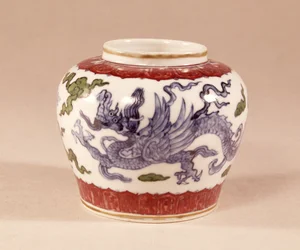 Jar, Late 15th Century with Tou Tsai Decoration (Fighting or Contrasting Colour)