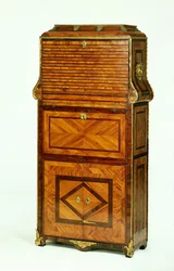 Louis XV veneered secretaire cartonnier, c.1740