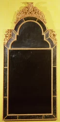 Queen Anne giltwood pierglass