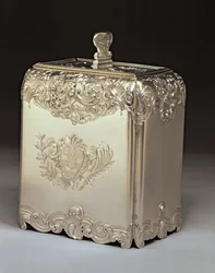 Silver tea canister by Paul de Lamerie