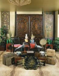 A baroque cabinet on chest