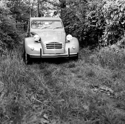 A family Travelling in their Citroen 2CV, Monza