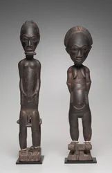 Figure pair, late 1800s to early 1900s