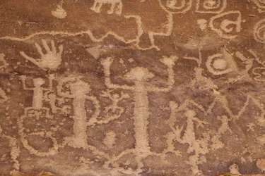 Mesa Verde, American Petroglyphs Anasazi or Pueblo ancestral people
