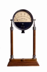 A milliamperemeter (or amperemeter): apparatus designed to calculate the intensity of the electric current