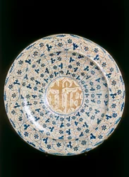 Plate with crystalized monogram, Valencia manufacture