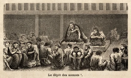 The Stages of Justice: The Depot of the Charges, All of Which Gather Pele Mele in the Same Cell, Often for a Long Time, Defendants Can Obtain More Comfort, for Example, Two Prisoners Have Obtained Mats Allowing Them to Rise Above (above) the Pave Floor, an