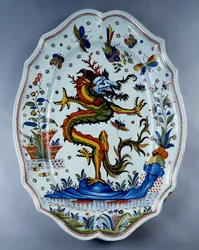 Faience Dish Decorated with a Dragon