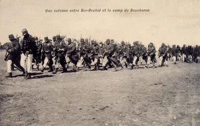Bir Rashid in Barh el Gazel, Chad, French legionnaire colonial soldiers on patrol. Postcard 1910