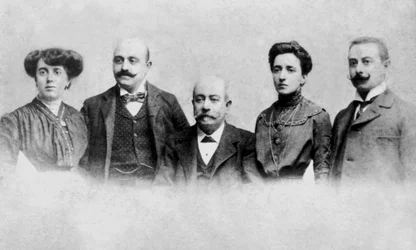 Portrait of the Fino Family