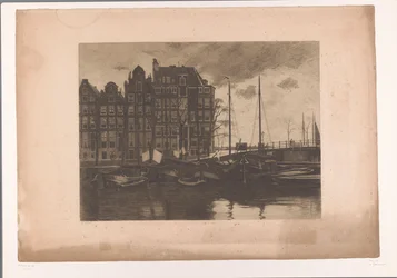 Binnenkant, Amsterdam, with Flapping Laundry on the Ships