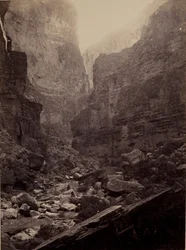 Canyon of Kanab Wash, Colorado River, Looking North