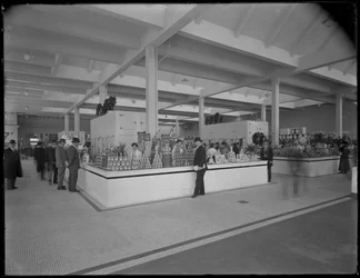 Interior View of the 95th Street Market, New York City, October 22, 1915