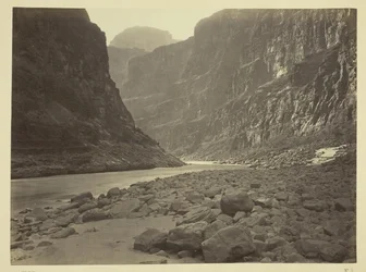 Colorado River, Mouth of Kanab Wash, Looking West