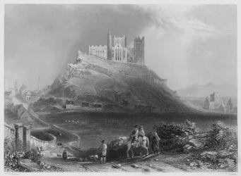 Approach to Cashel, from the North