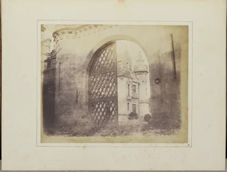 Entrance Gate, Abbotsford