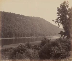 Susquehanna at Standing Stone