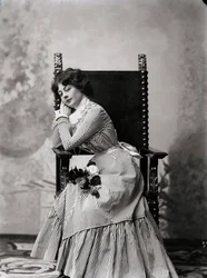 Feminine Portrait